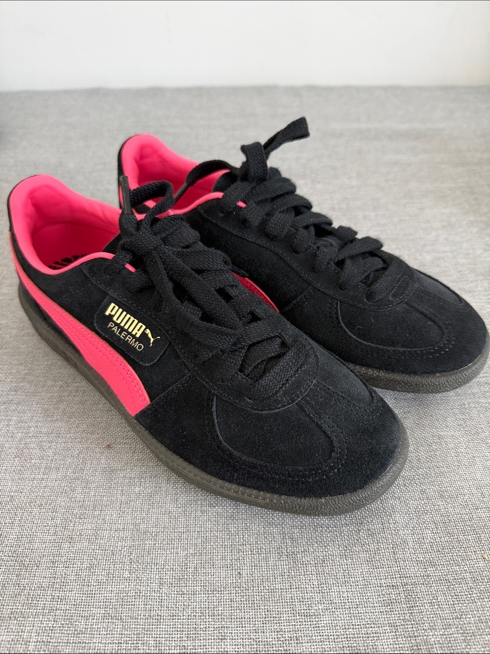 Puma Black Suede Sneakers with Pink Stripe